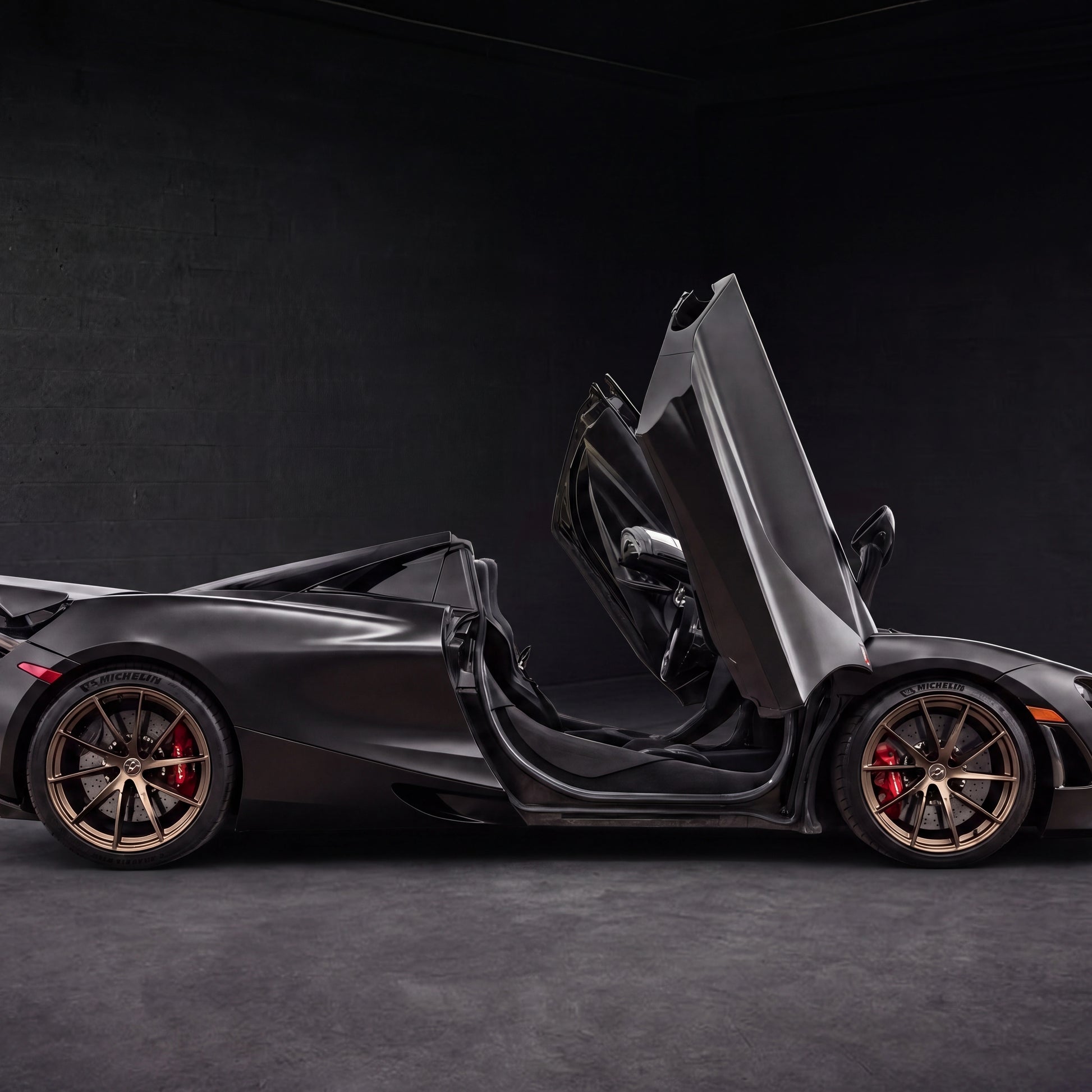 McLaren 720S Spider Convertible | black backdrop | view 05 | source hf_20260513_204403_929e08c5-0c12-4653-9aaa-06b31018c48b - 1x1.png