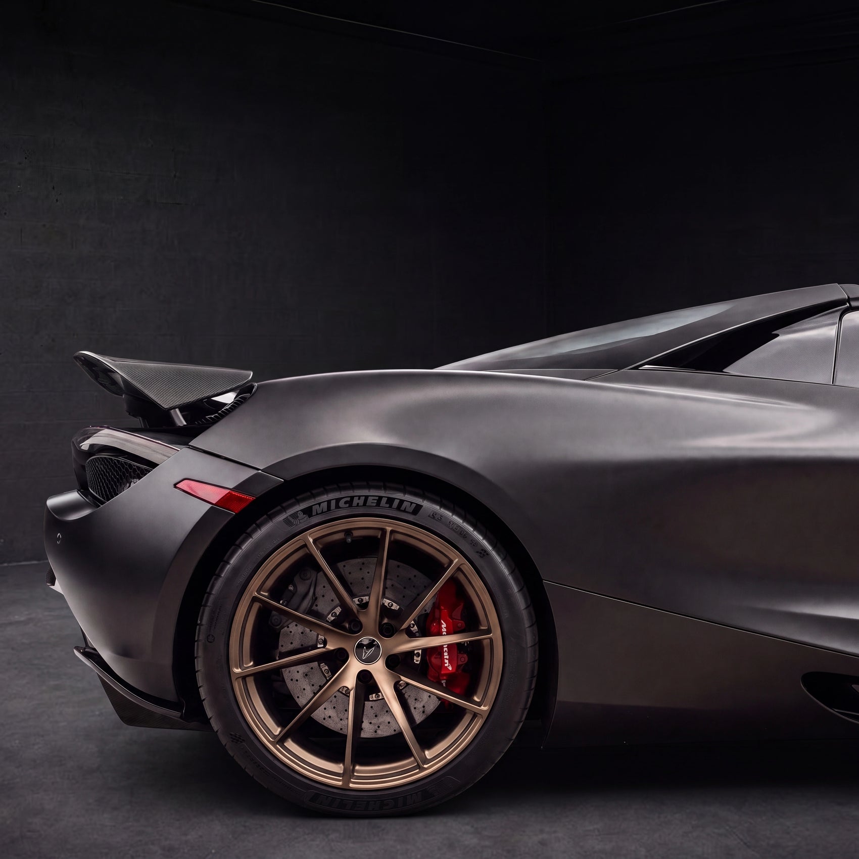 McLaren 720S Spider Convertible | black backdrop | view 07 | source hf_20260513_205630_a692029a-5427-4953-8181-3dfbd522f02a - 1x1.png