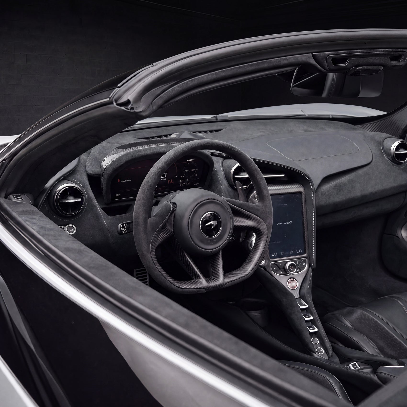 McLaren 720S Spider Convertible | black backdrop | view 09 | source hf_20260513_210557_26c2ed29-3ab6-468c-b0b5-50771620ba73 - 1x1.png