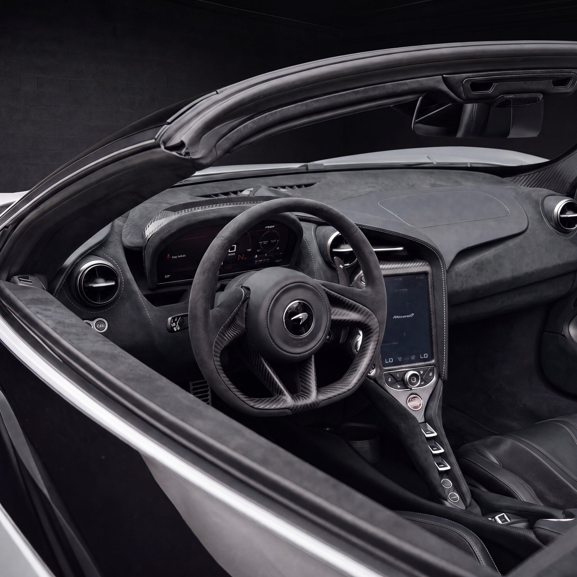 McLaren 720S Spider Convertible | black backdrop | view 09 | source hf_20260513_210557_26c2ed29-3ab6-468c-b0b5-50771620ba73 - 1x1.png