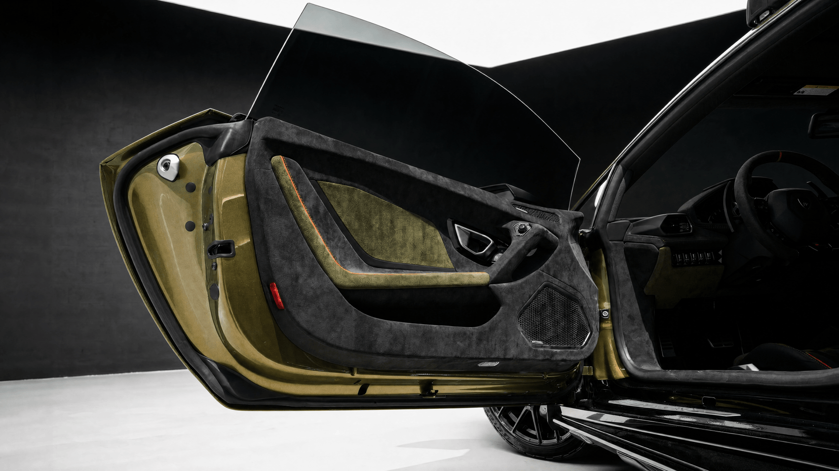 Lamborghini Huracan Sterrato - Ark Exotics