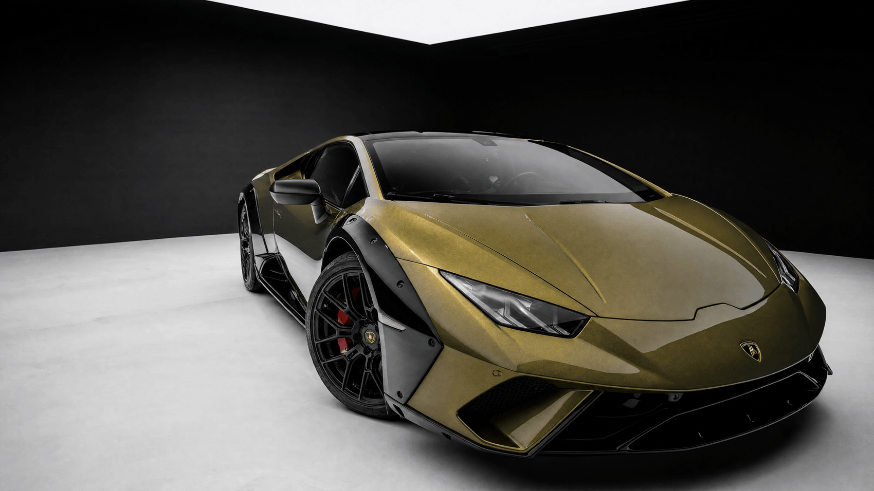 Lamborghini Huracan Sterrato - Ark Exotics