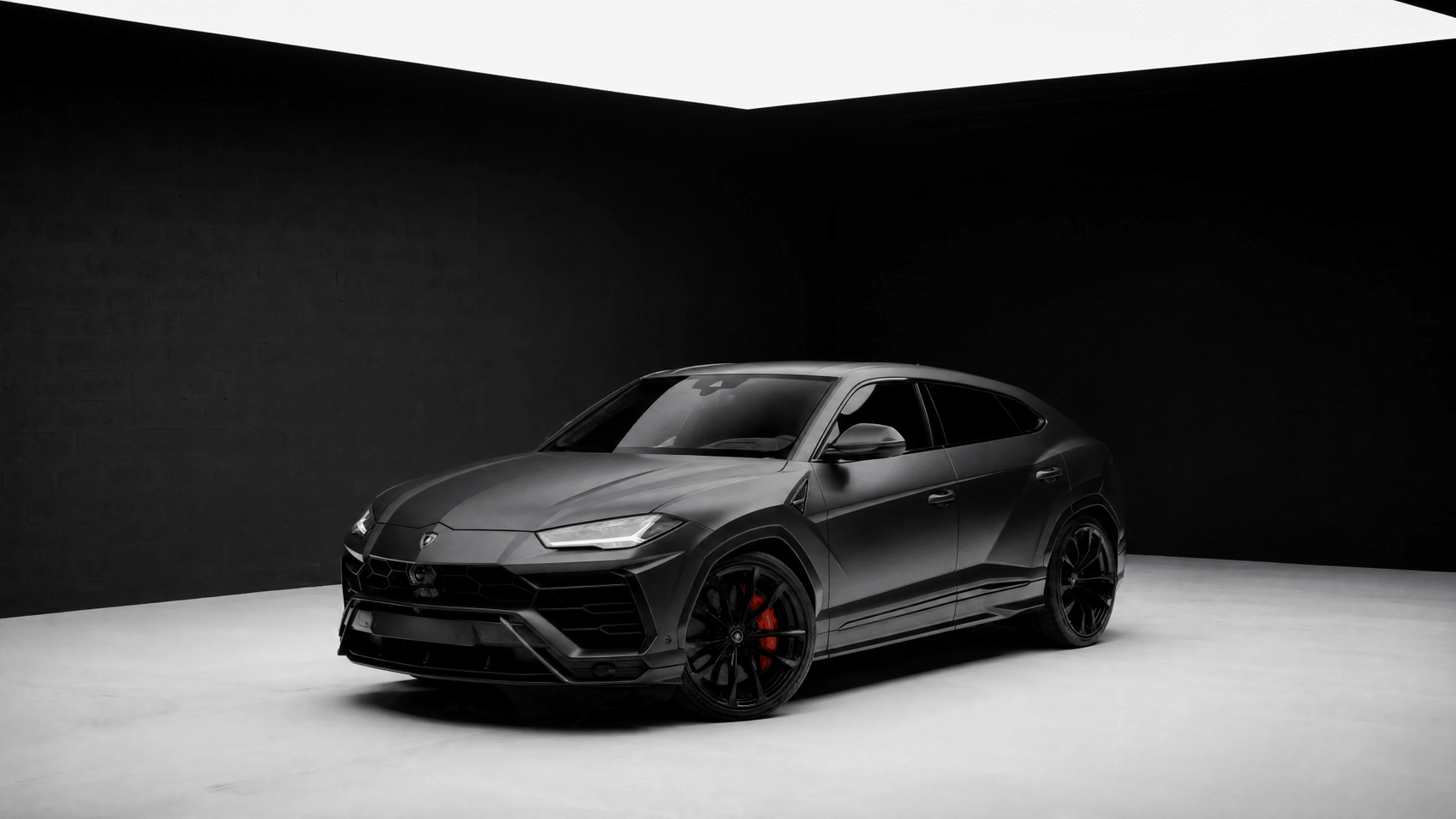Lamborghini Urus - Ark Exotics