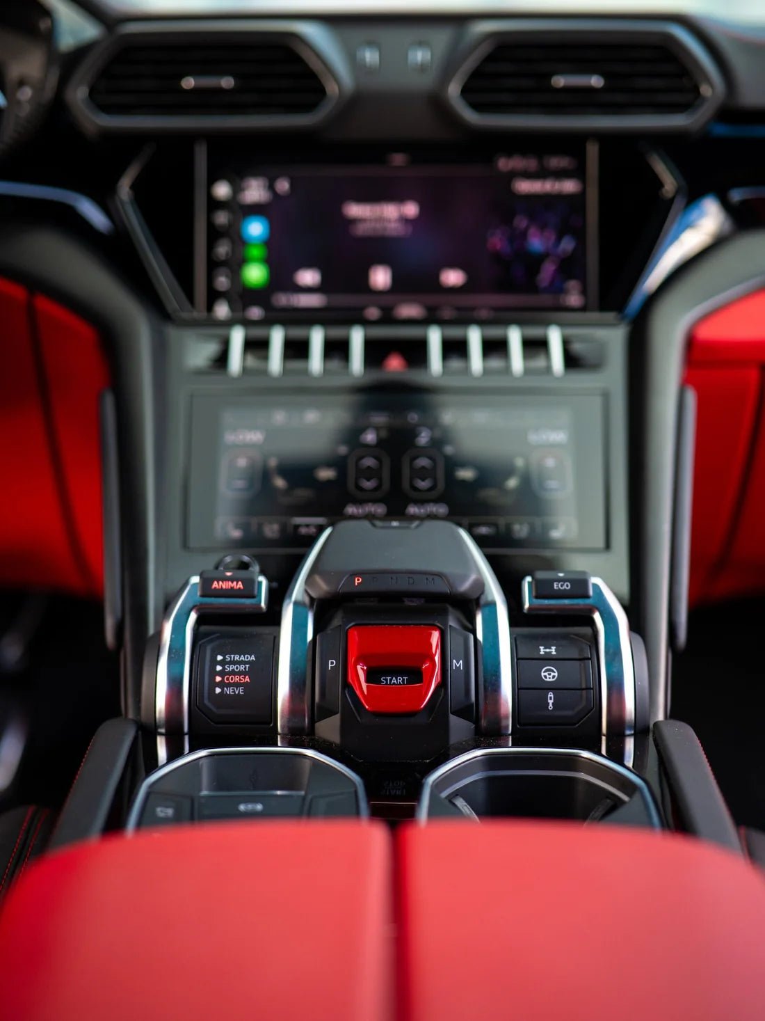 Lamborghini Urus - Ark Exotics