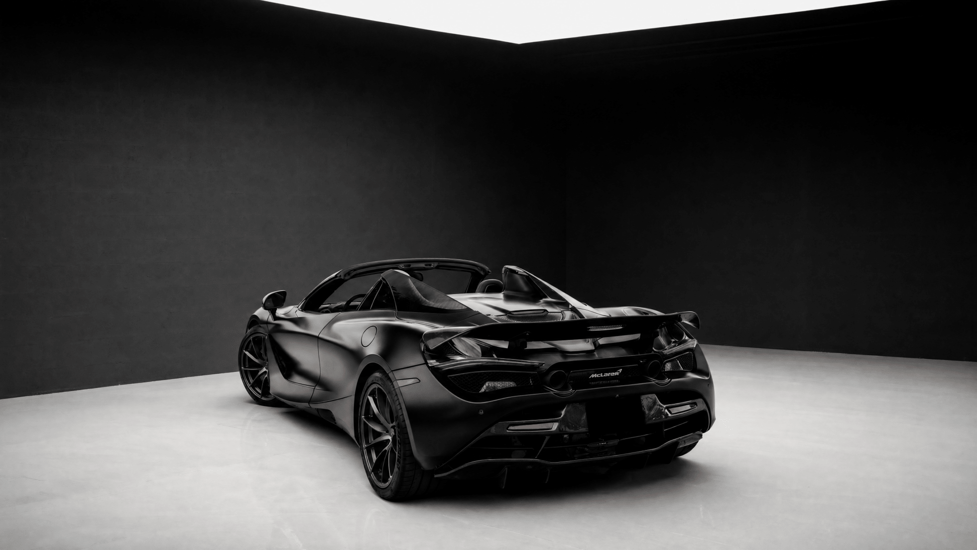 McLaren 720S Spider Convertible - Ark Drive Club