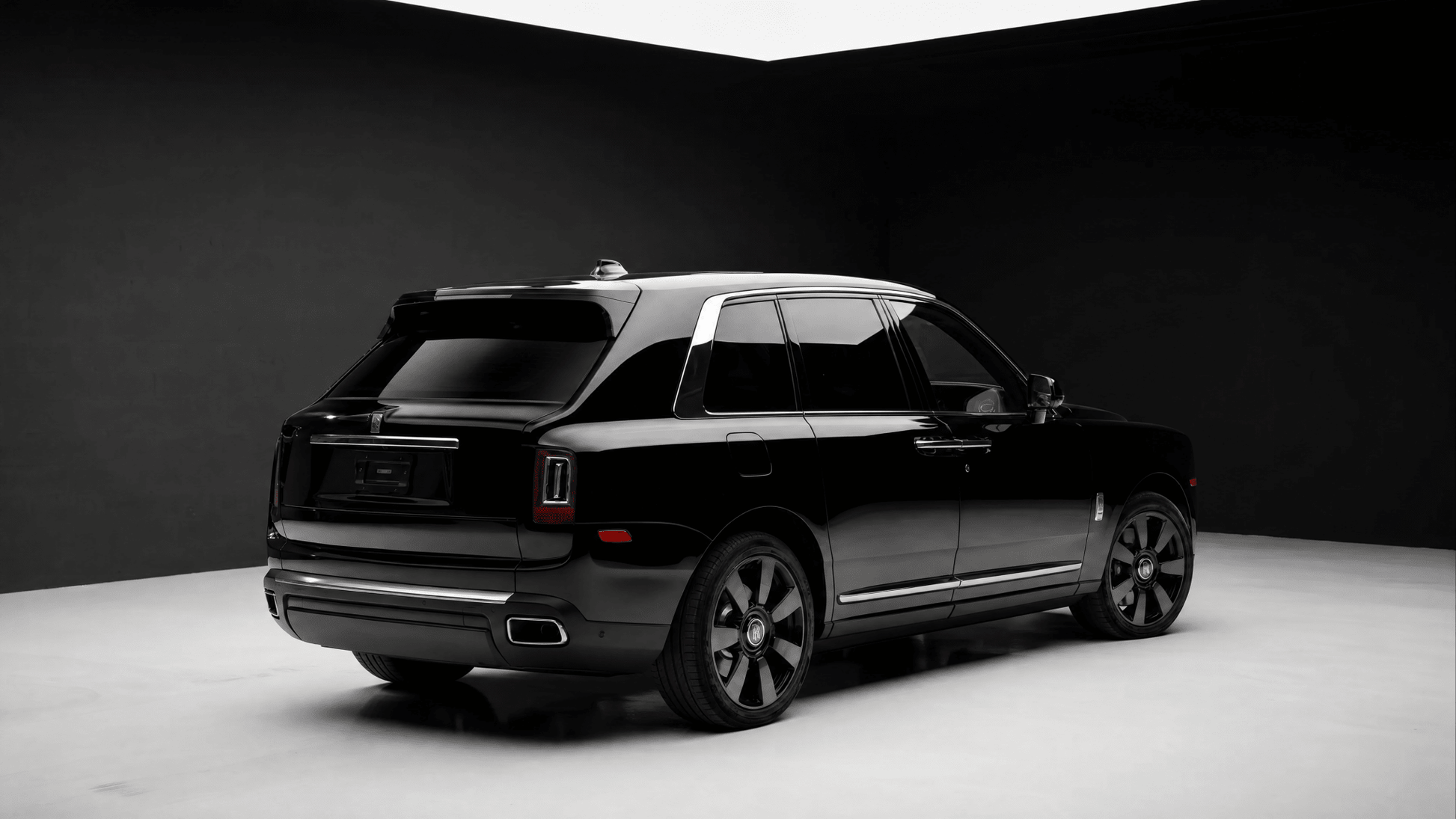Rolls - Royce Cullinan - Ark Exotics